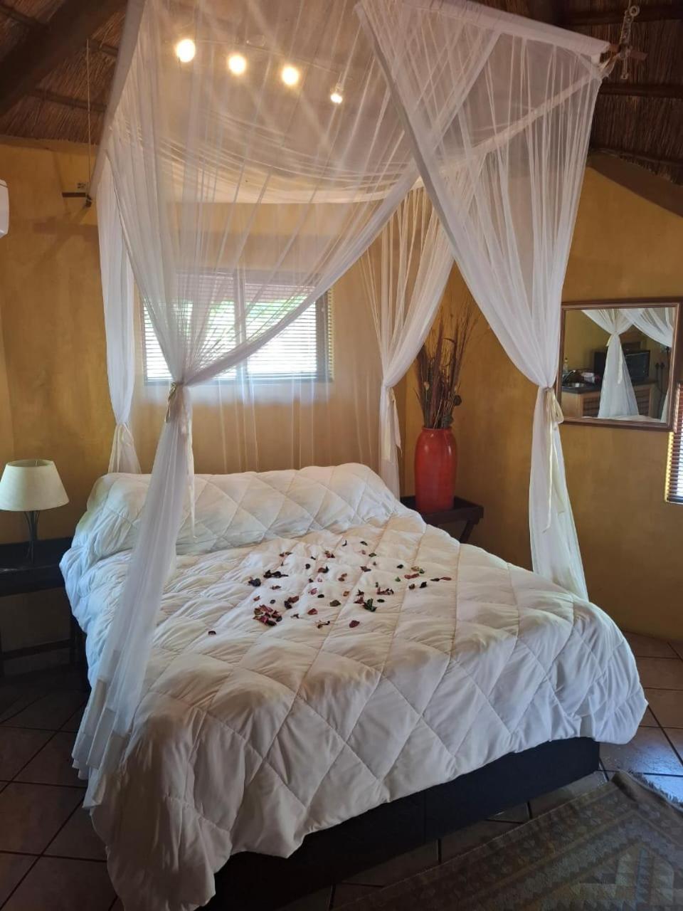 Jabula Kruger Safari Lodge Marloth Park Ngoại thất bức ảnh